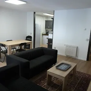 https://palau-vacances-pirinenca.andorra-la-vella-hotels.net