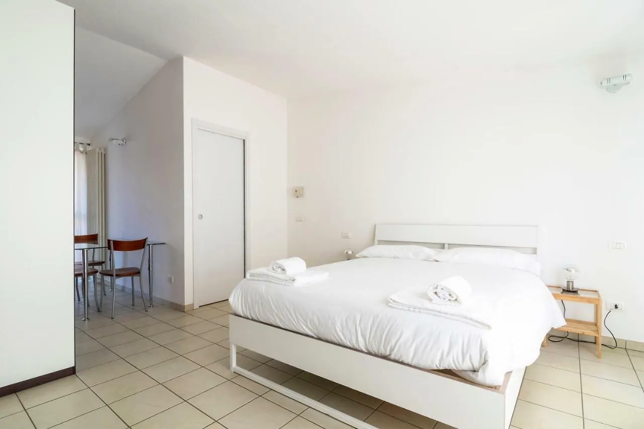 Apartment Primopiano - Garofalo A Milan